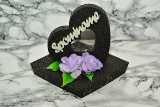 Malé srdiečko v podstavci 12 x 12 x 12 cm