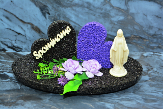 Srdiečka v podstavci 28x17,5x11cm