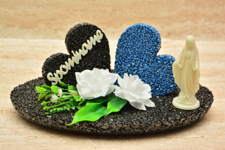 Srdiečka v podstavci 28x17,5x11cm
