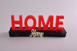 Home v podstavci
